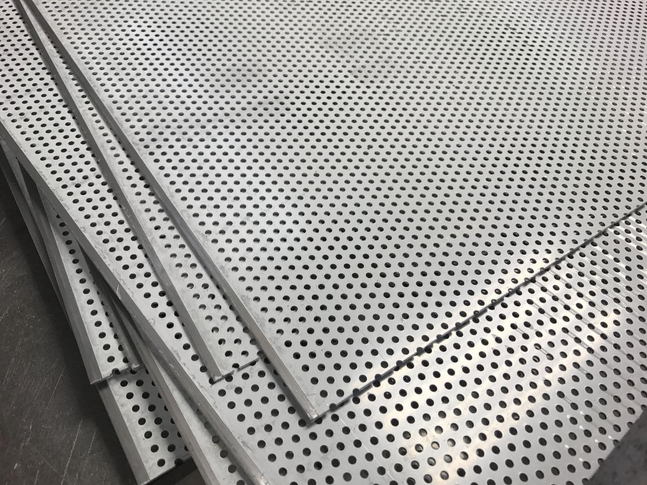 Stainless Steel Checker Sheet